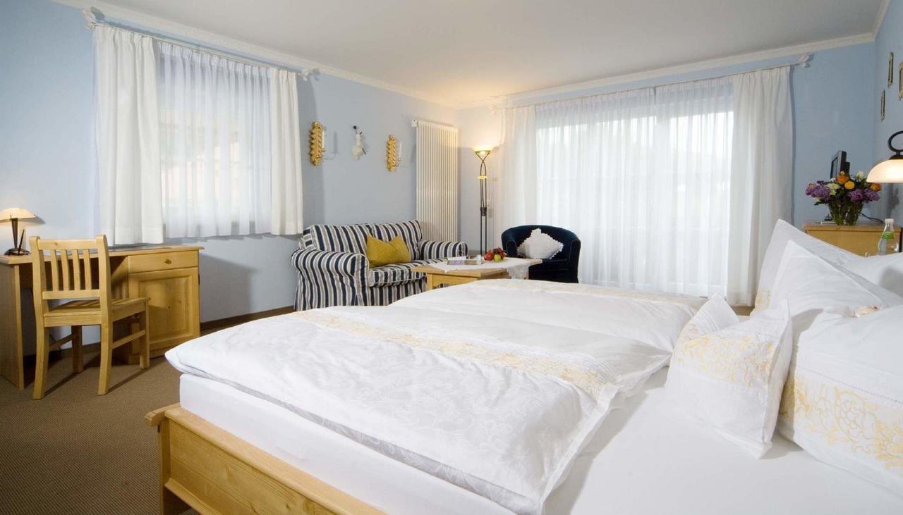 Pension Landhaus Hochfeld 茨维泽尔 外观 照片